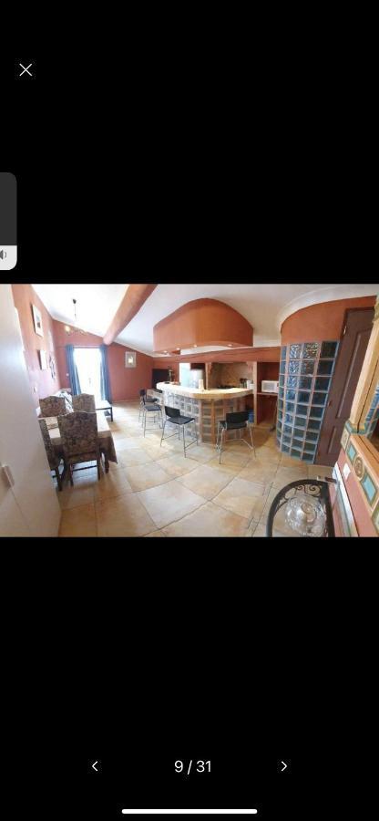 Mas Bien Etre Apartment Fourques  Luaran gambar