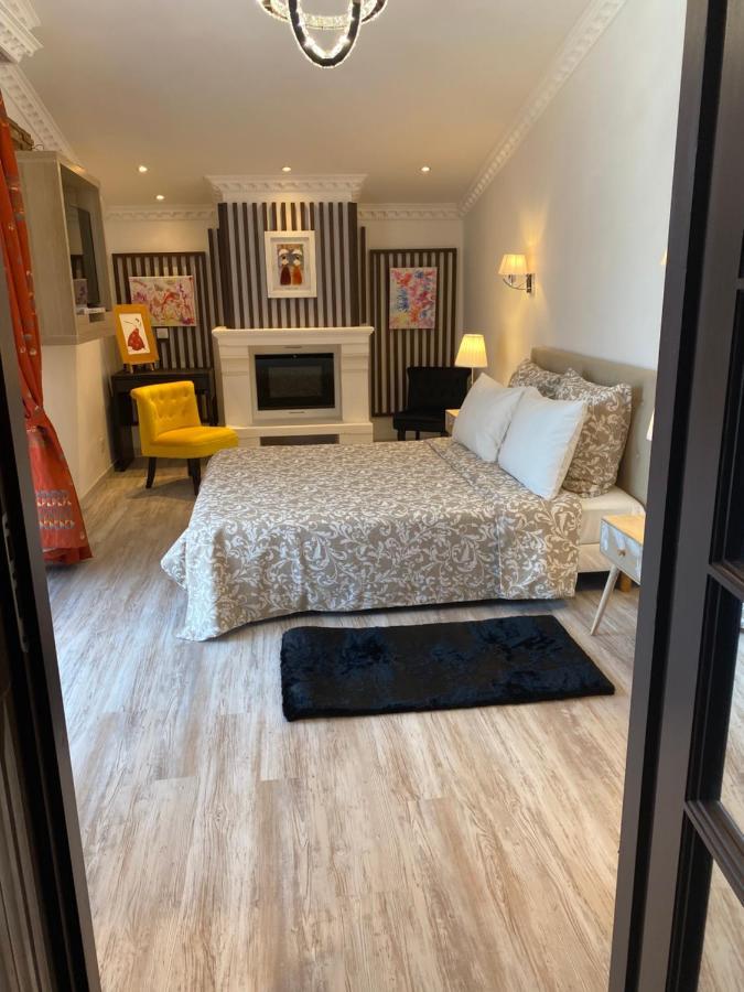 Mas Bien Etre Apartment Fourques  Luaran gambar