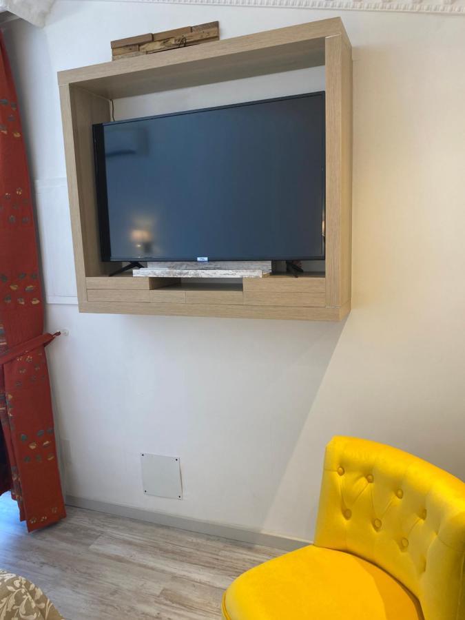 Mas Bien Etre Apartment Fourques  Luaran gambar